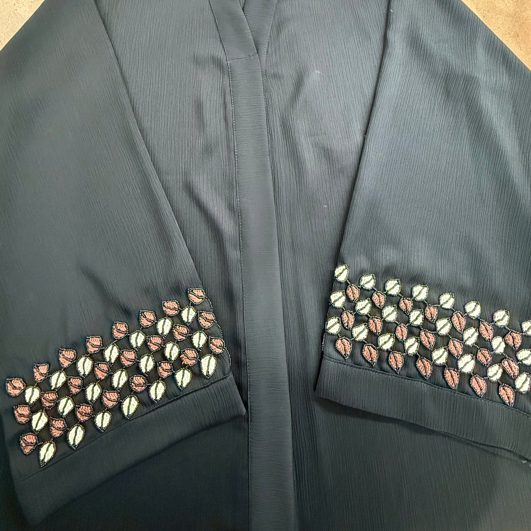 Elegant Handwork Sleeve Abaya in Luxurious