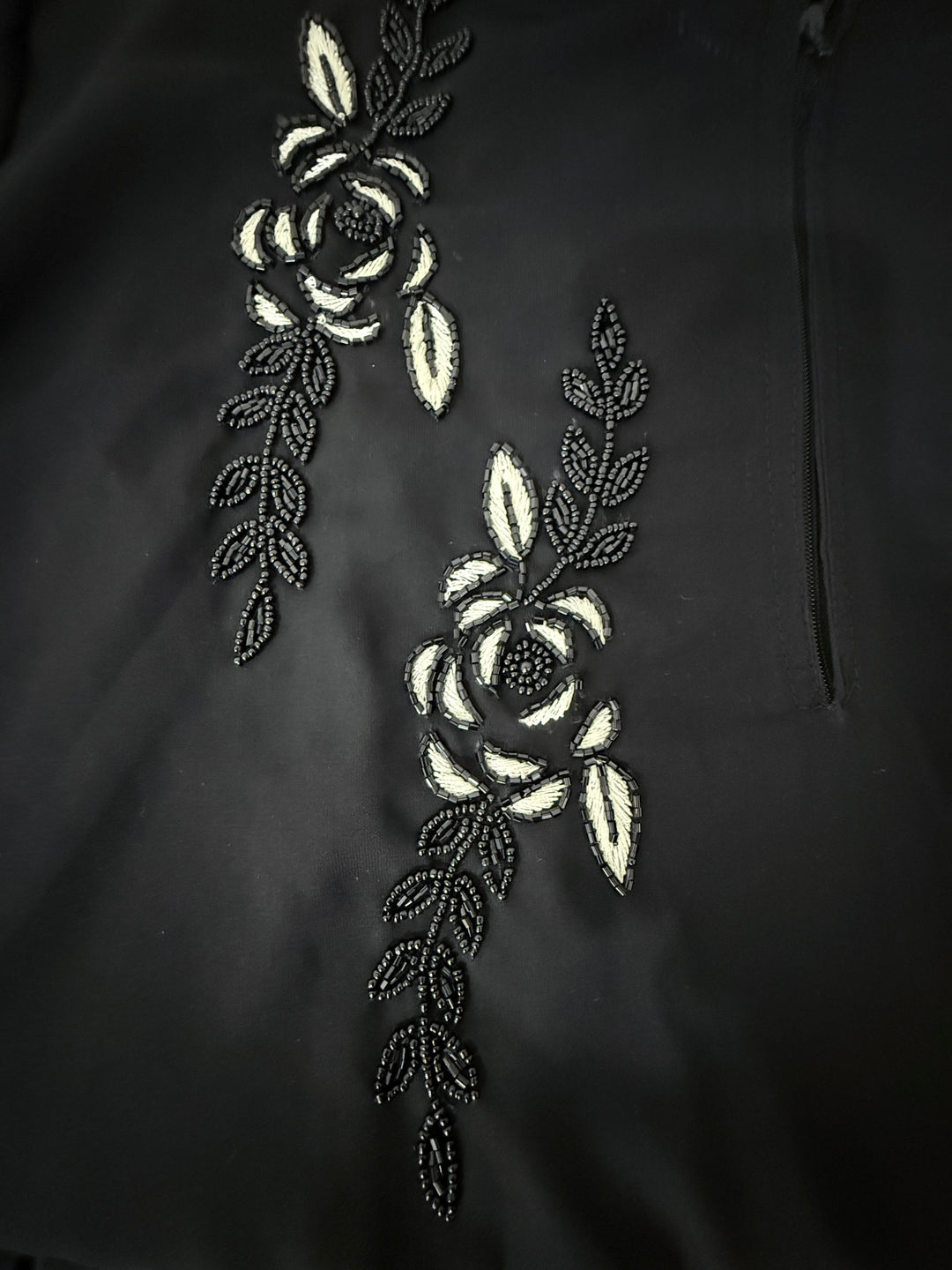 Graceful Abaya Burqa with Pleated Design & Intricate Handwork